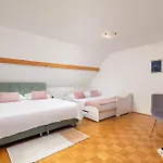 Homemade Bed & Breakfast